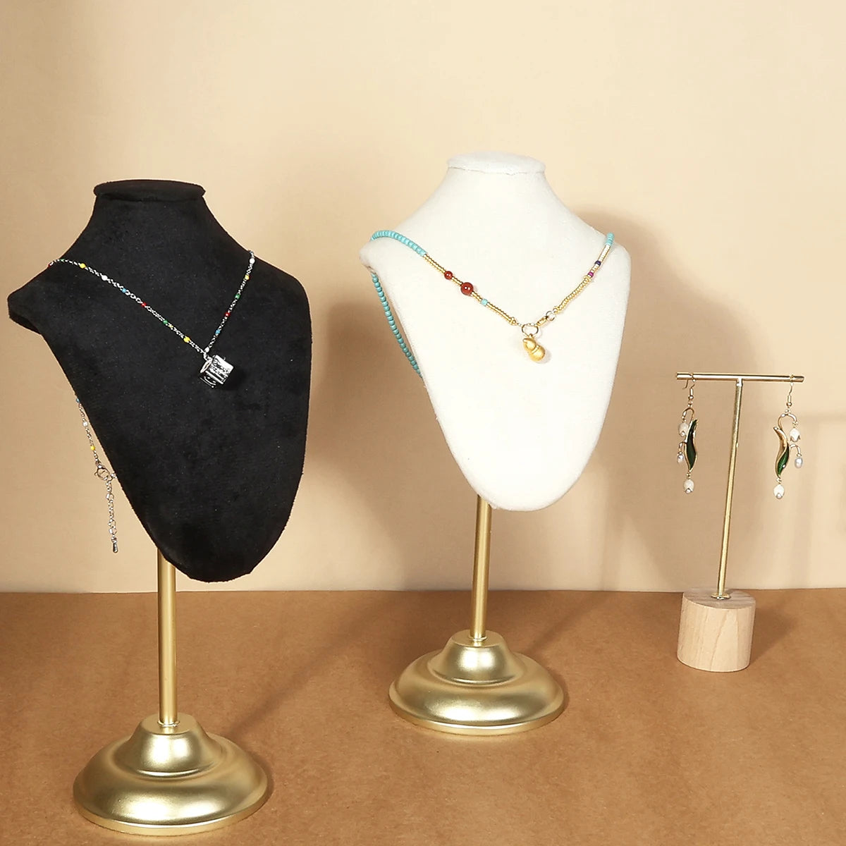 Présentoir Collier Buste Velours Pied Doré
