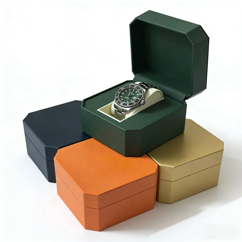 Étui Montre Cuir Voyage Élégant Présentation