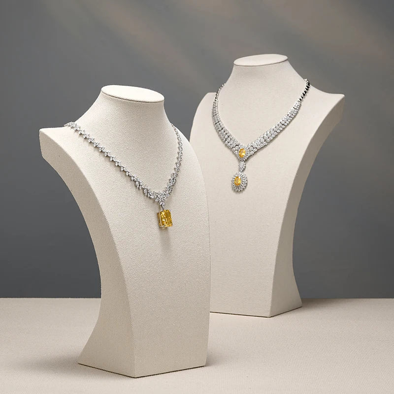 Buste Collier Coton Lin Hauteur Variable