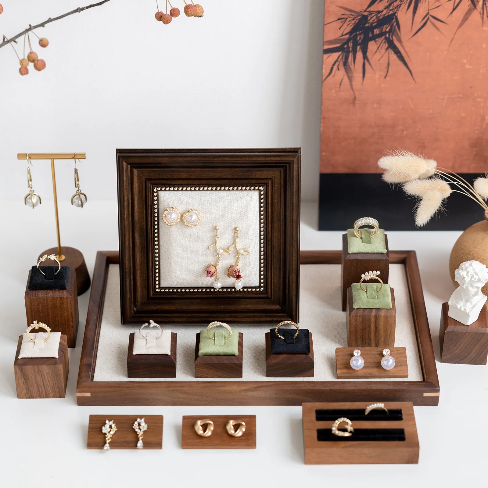 Support Bague Carre Noyer Comptoir Vitrine