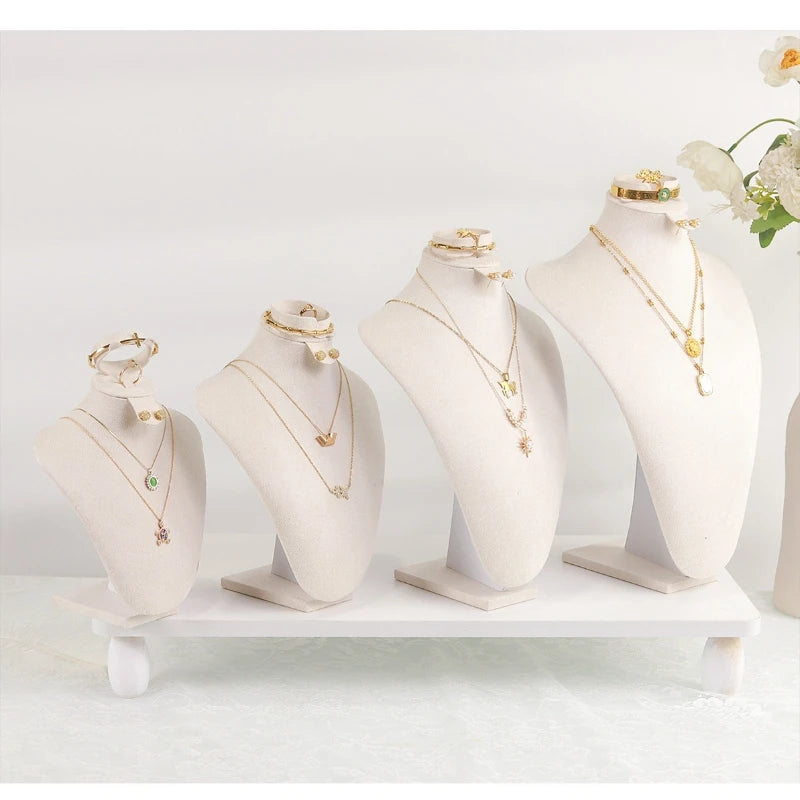Présentoir Collier Velours Blanc Style