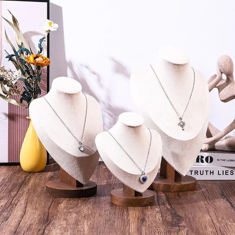 Buste Bijoux Velours Cuir Mannequin