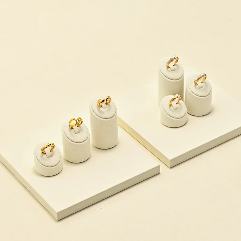 Présentoir Bague Bois Daim Boutique Vitrine