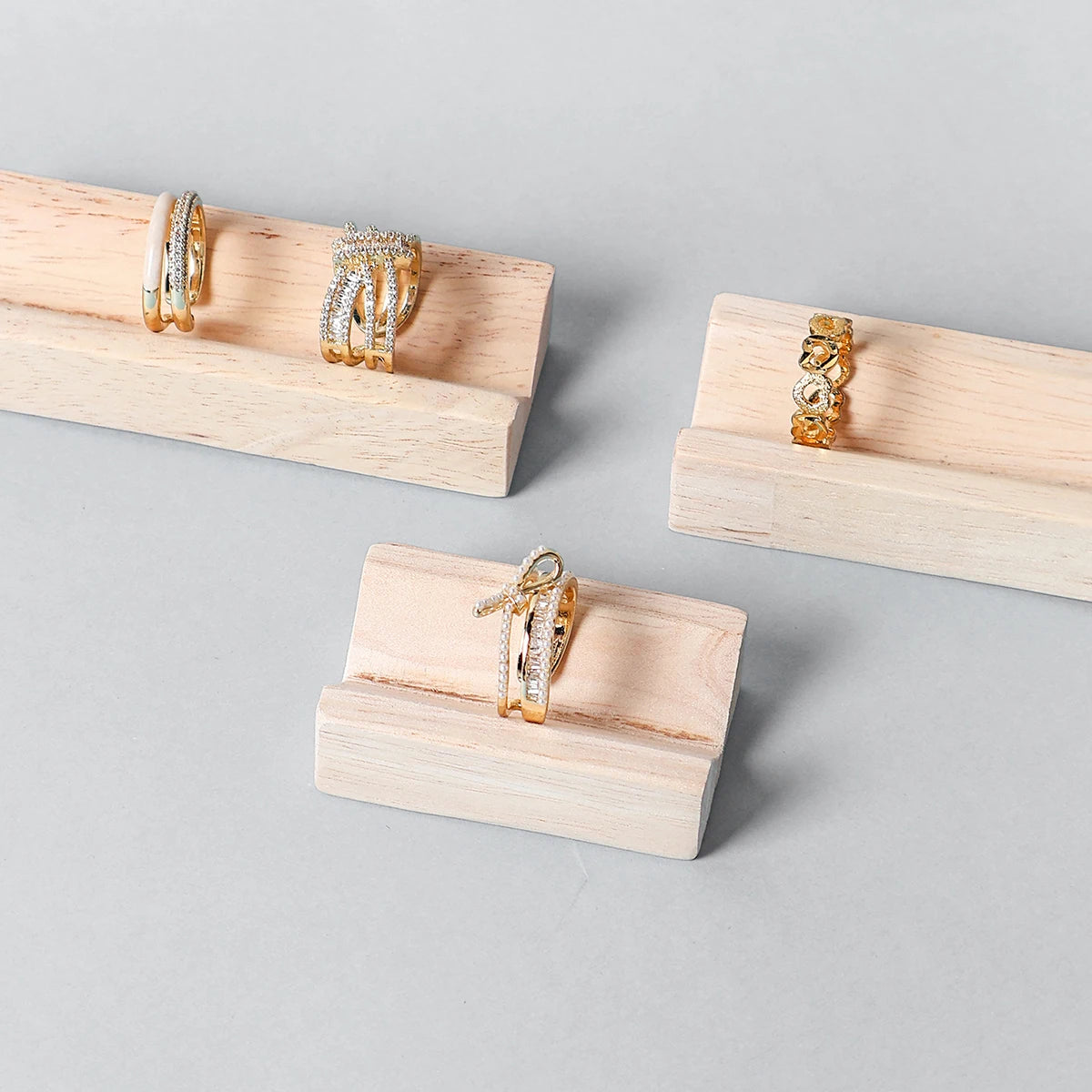 Presentoir Bague Bois Fente V Comptoir