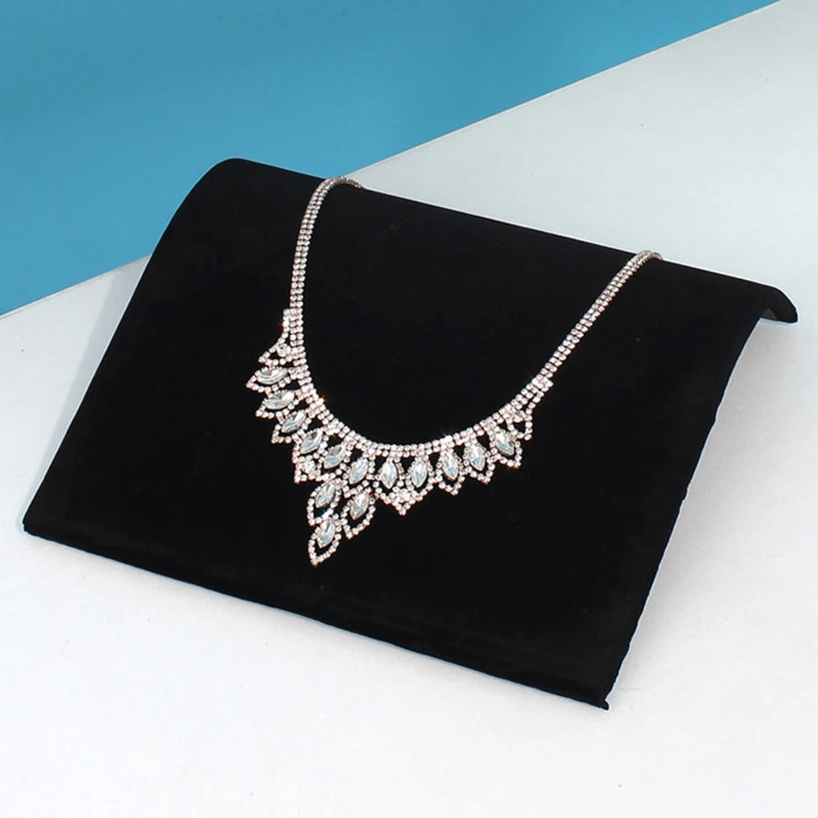 Présentoir Collier Vitrine Velours Noir Premium