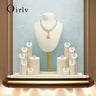Buste Collier Bague Beige Vitrine Magasin
