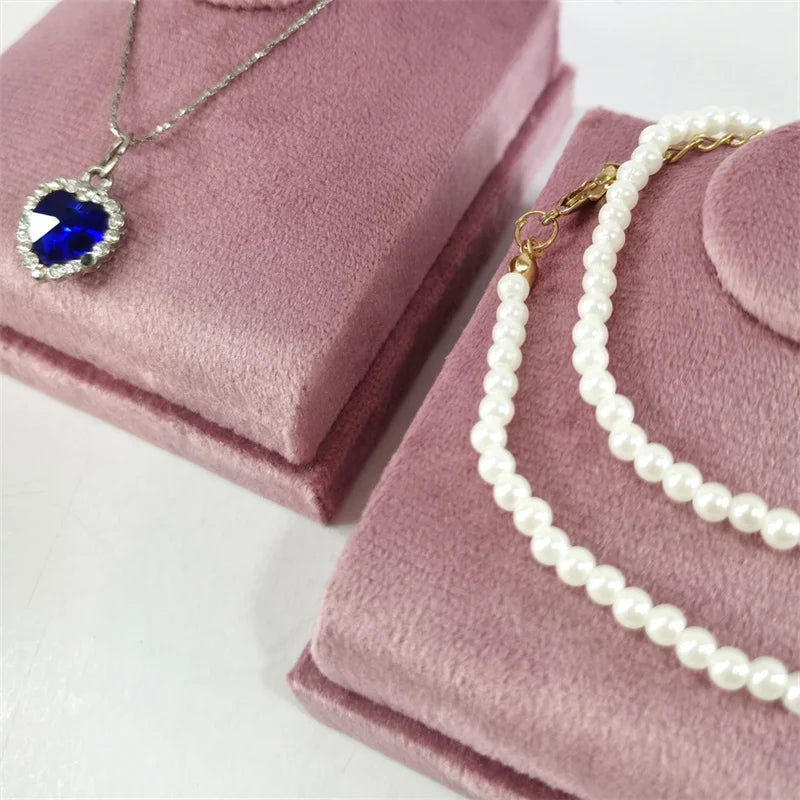 Présentoir Collier Velours Plat Luxe