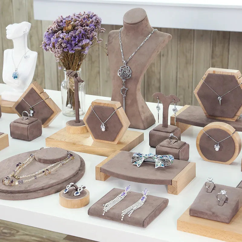 Présentoir Collier Bois Velours Café Boutique