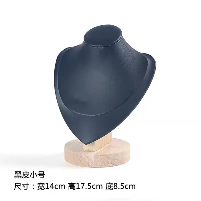 Buste Collier Bois Massif Portrait