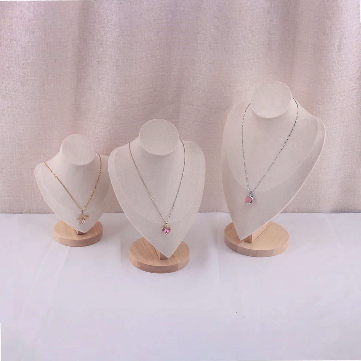 Grand Buste Collier
