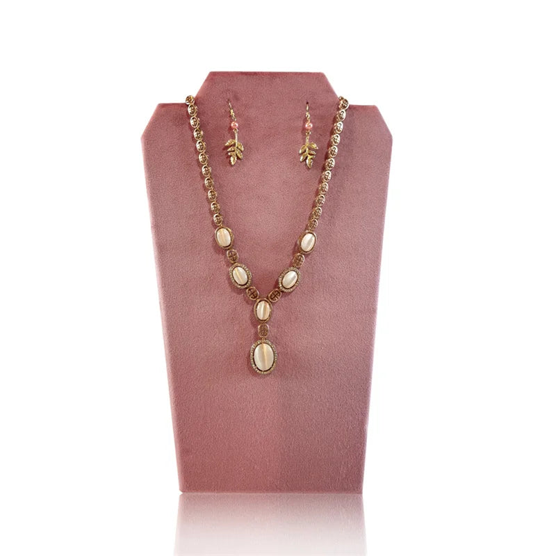 Présentoir Collier Velours Plat Rose Tendre