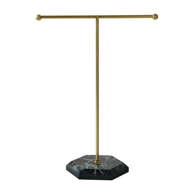Présentoir Collier Métal Socle Marbre Élégant