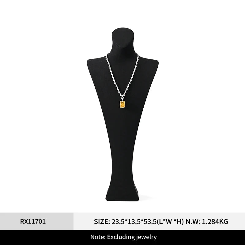 Buste Collier Cuir Poitrine Portrait Premium