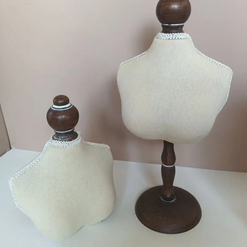 Présentoir Collier Buste Bois Bambou Élégant