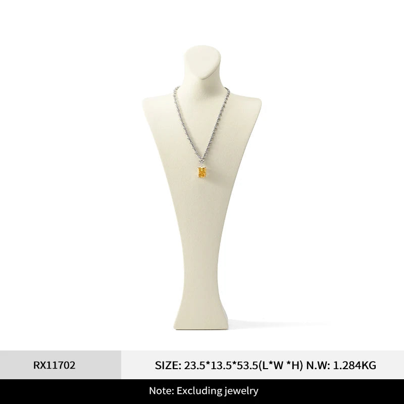 Buste Collier Cuir Poitrine Portrait Premium