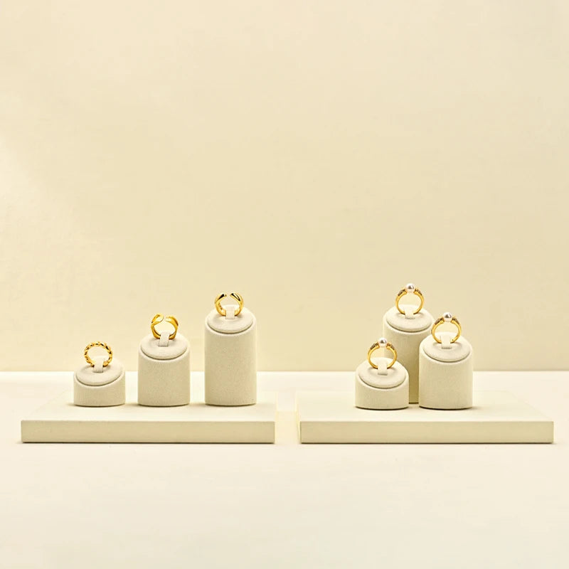 Présentoir Bague Bois Daim Boutique Vitrine