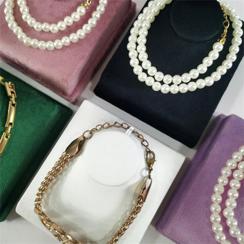 Présentoir Collier Velours Plat Luxe