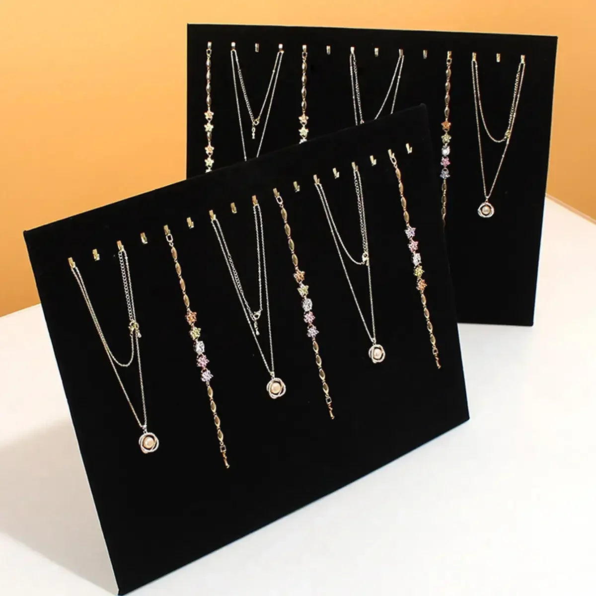 Présentoir Collier Bois Velours Noir Plat