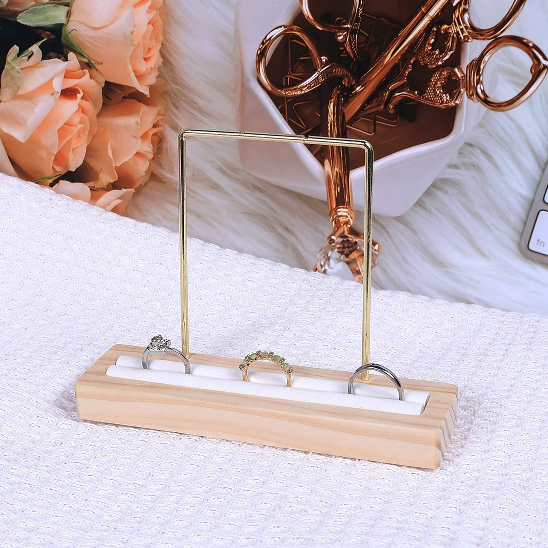 Présentoir Collier Bois Massif Blanc Vitrine
