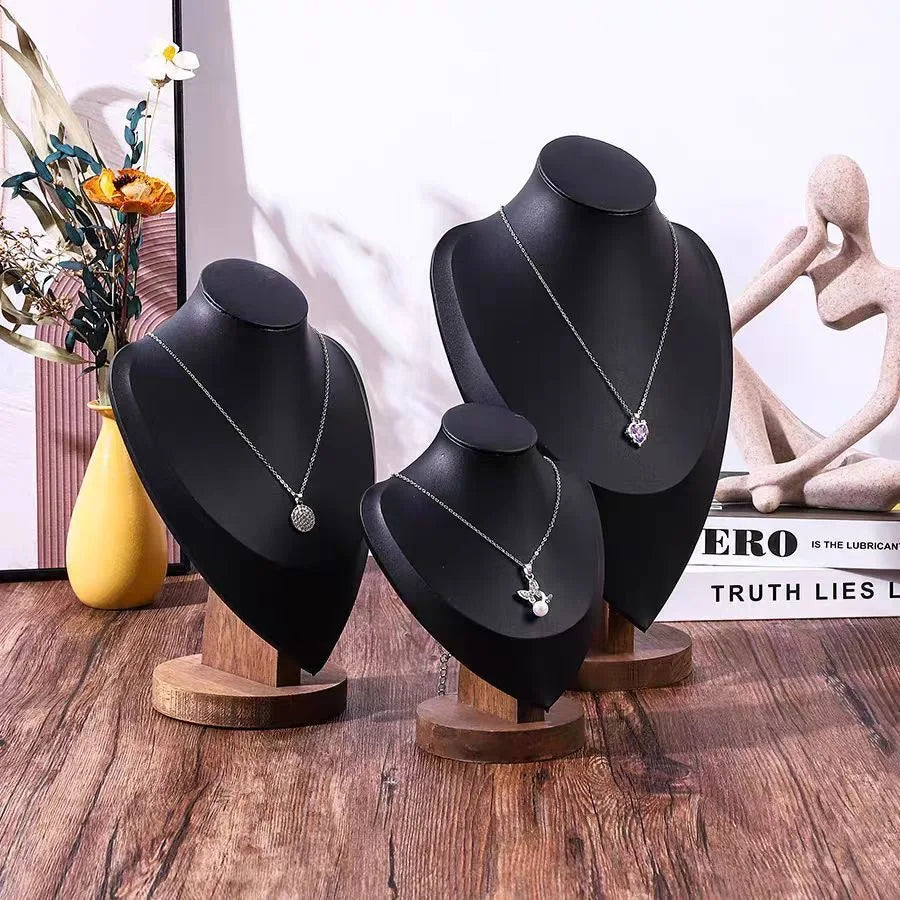 Buste Bijoux Velours Cuir Mannequin