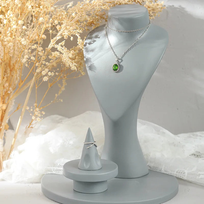 Buste Collier Velours Gris Long Sautoir