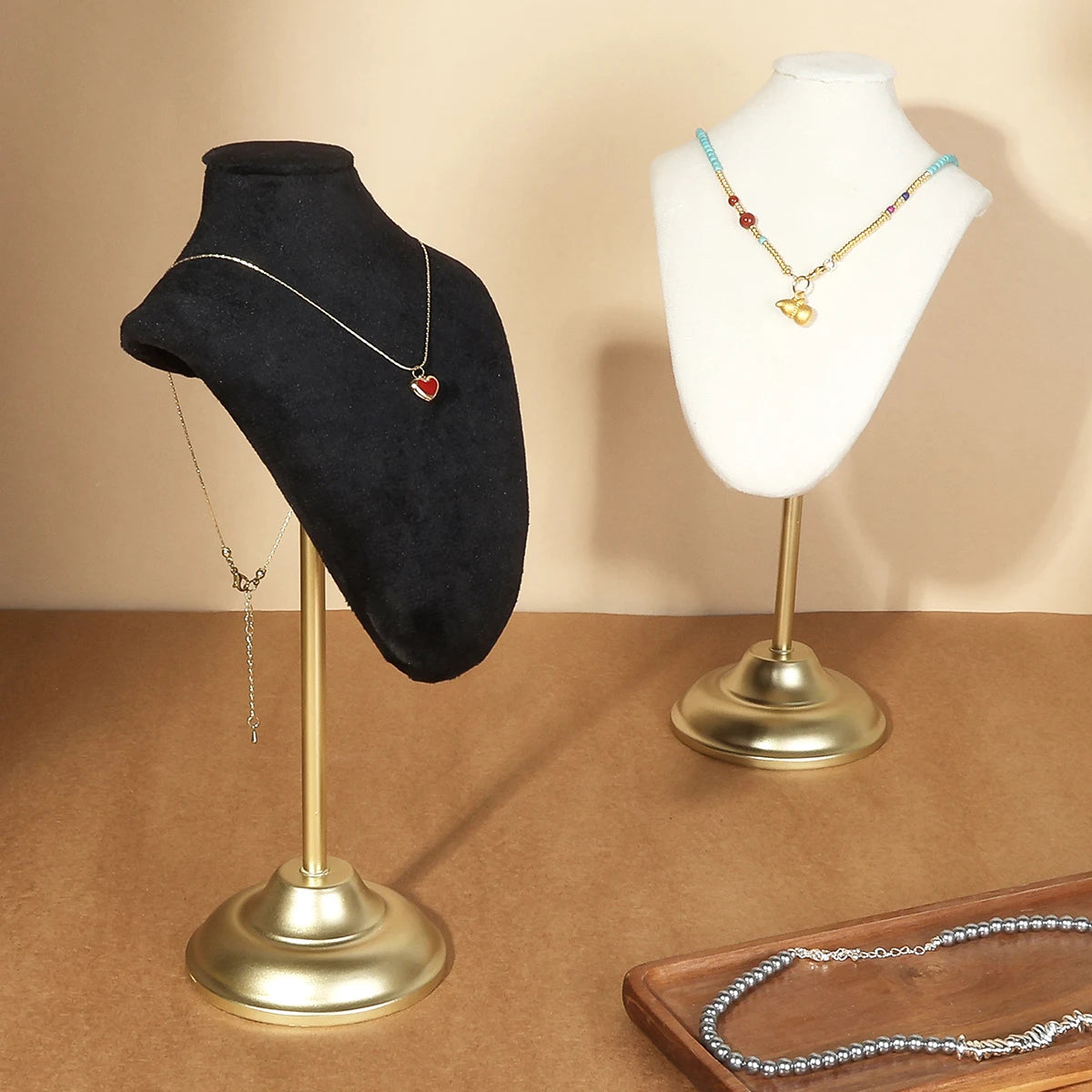 Présentoir Collier Buste Velours Pied Doré