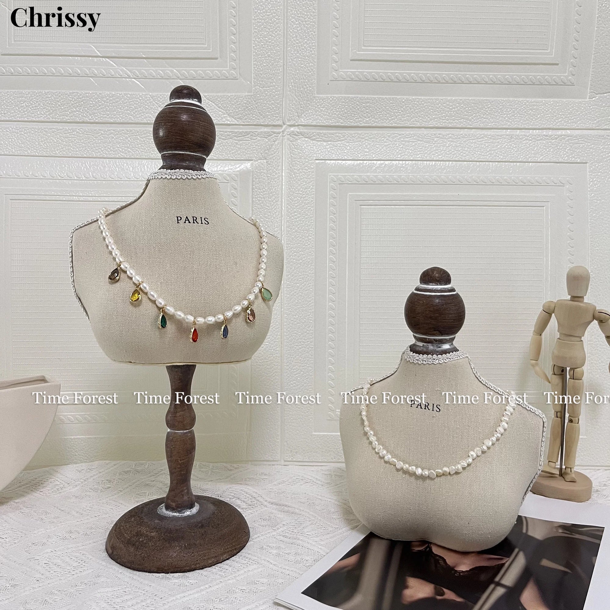 Buste Présentoir Collier Velours Motif Classique