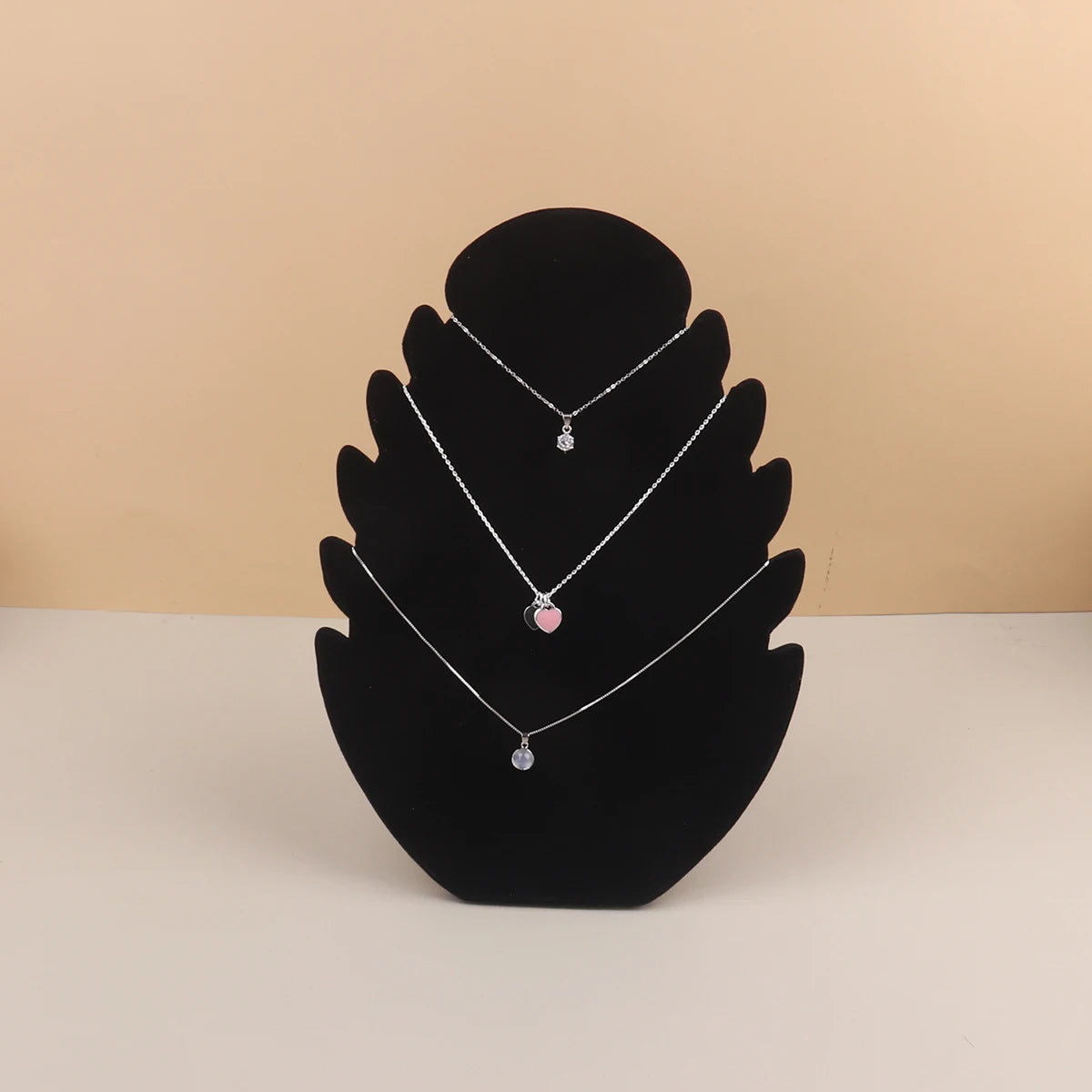 Présentoir Collier Velours Feuille Plat