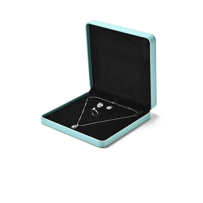 Écrin bijoux cuir turquoise – écrin bague ouvert