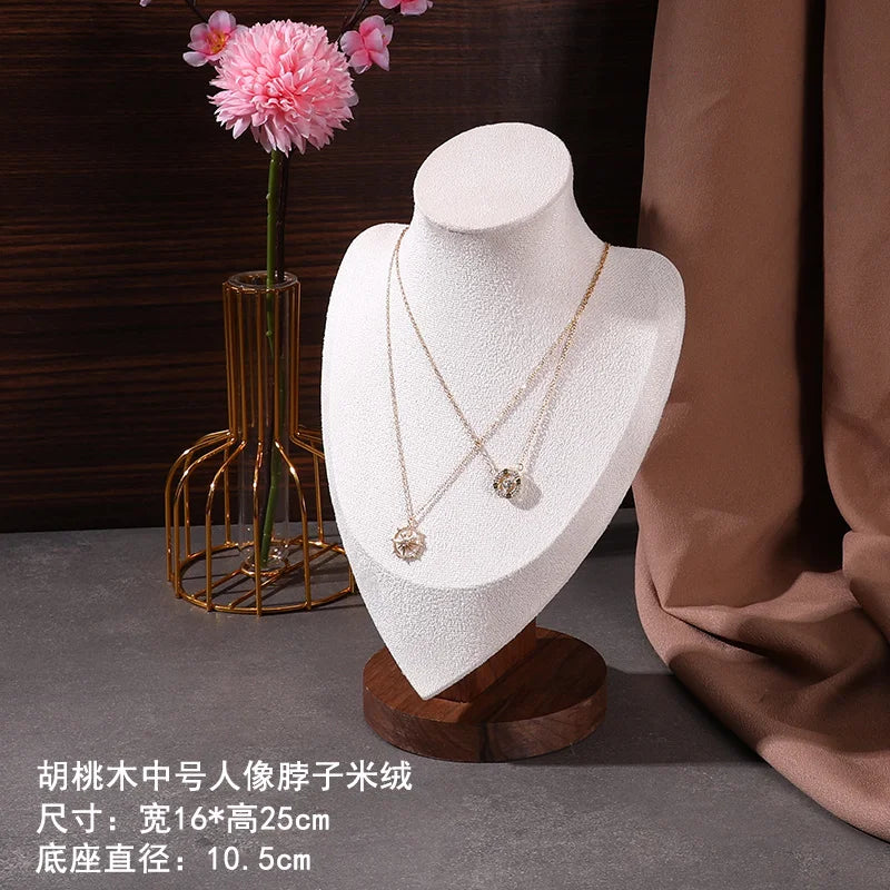 Buste Collier Velours Bambou Spectacle