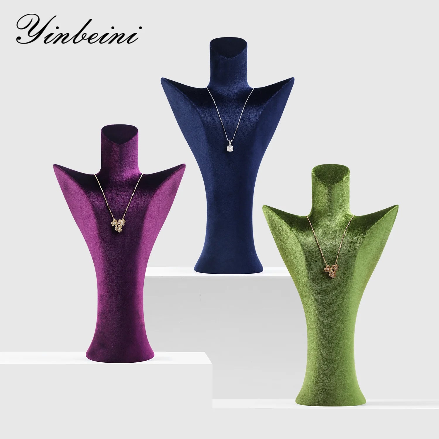 Buste Collier Velours Portrait Premium Comptoir