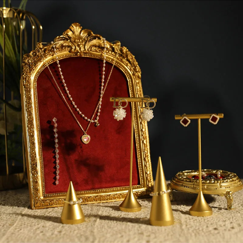 Présentoir Bijoux Velours Rouge et Doré