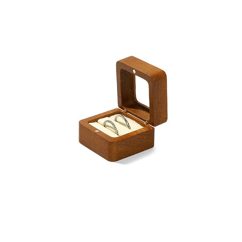 Boîte à bague en bois à fenêtre – 2 bagues, intérieur beige
