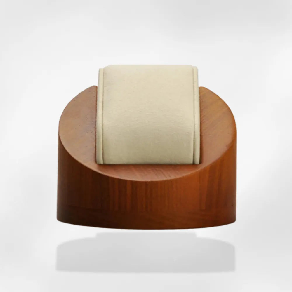 https://cdn.shopify.com/s/files/1/0889/8084/8989/files/Support_pour_montre_en_bois_RoyalCoffer14.webp?v=1757429900
