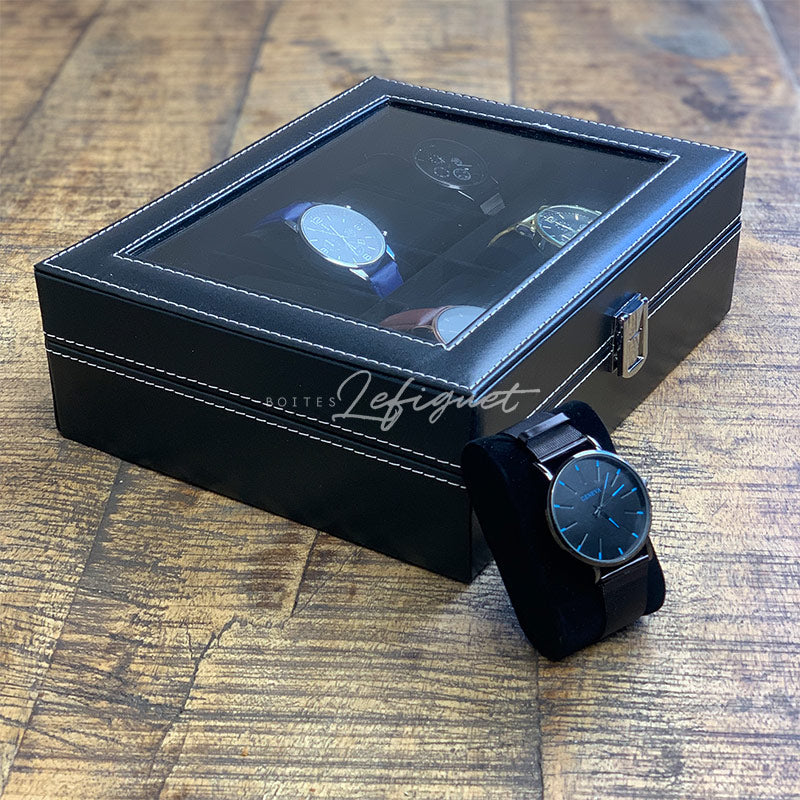 Boîte à montres 10 places – fermée avec une montre posée devant