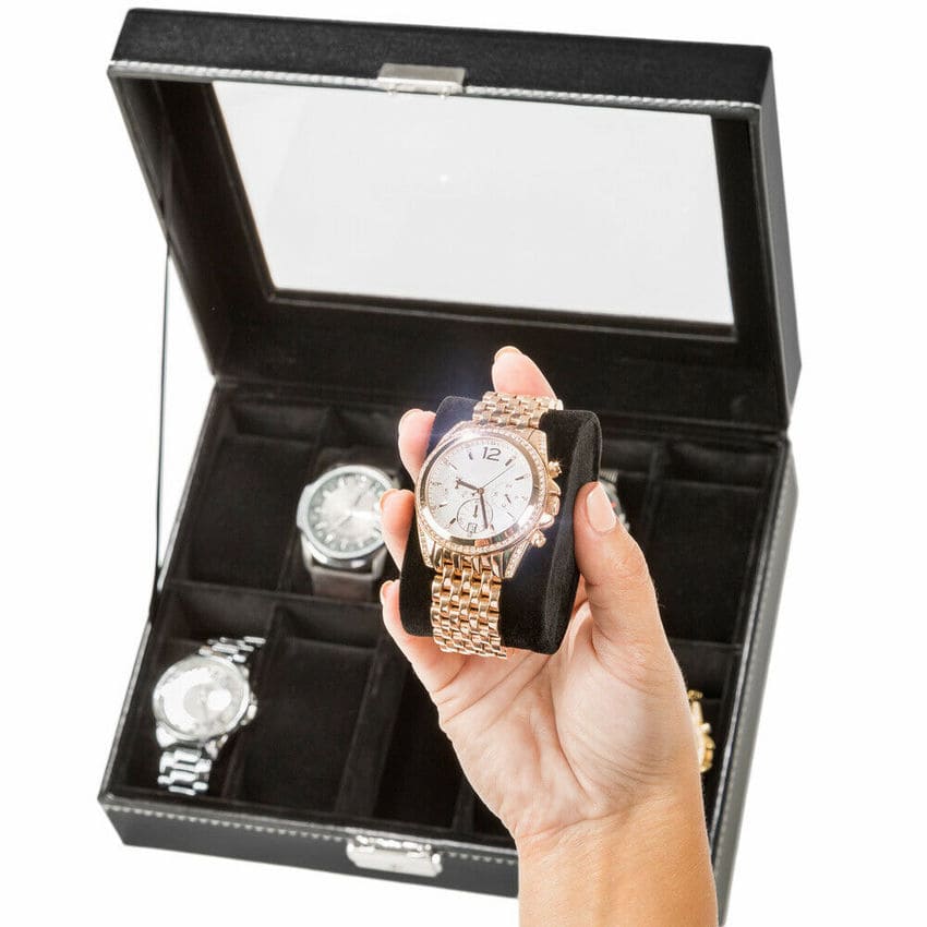 Boîte à montres 10 places – montre retirée de son coussinet