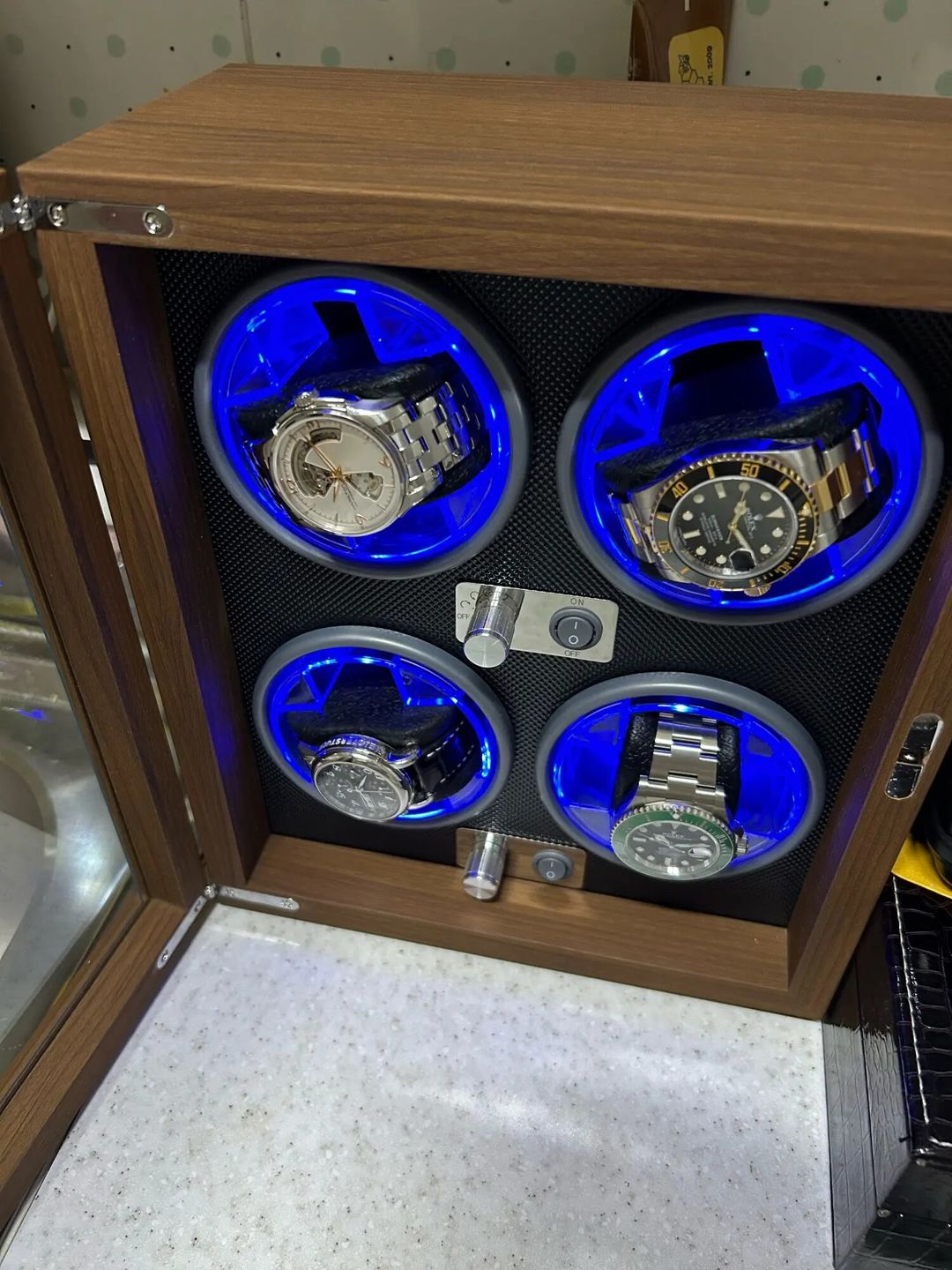 https://cdn.shopify.com/s/files/1/0793/1897/4808/files/review.jpg?v=1705330423