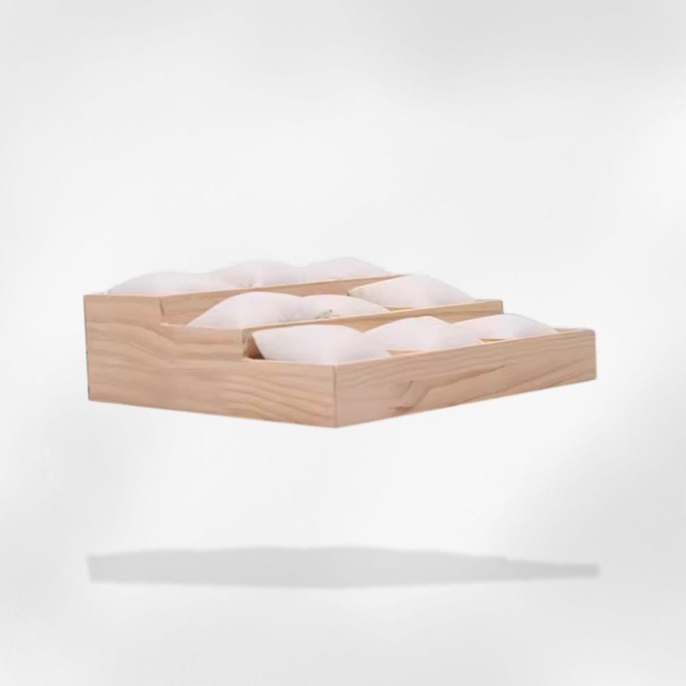 https://cdn.shopify.com/s/files/1/0889/8084/8989/files/royalcoffer-blanc-presentoir-a-bijoux-br-bois-58628712661341.jpg?v=1727897402