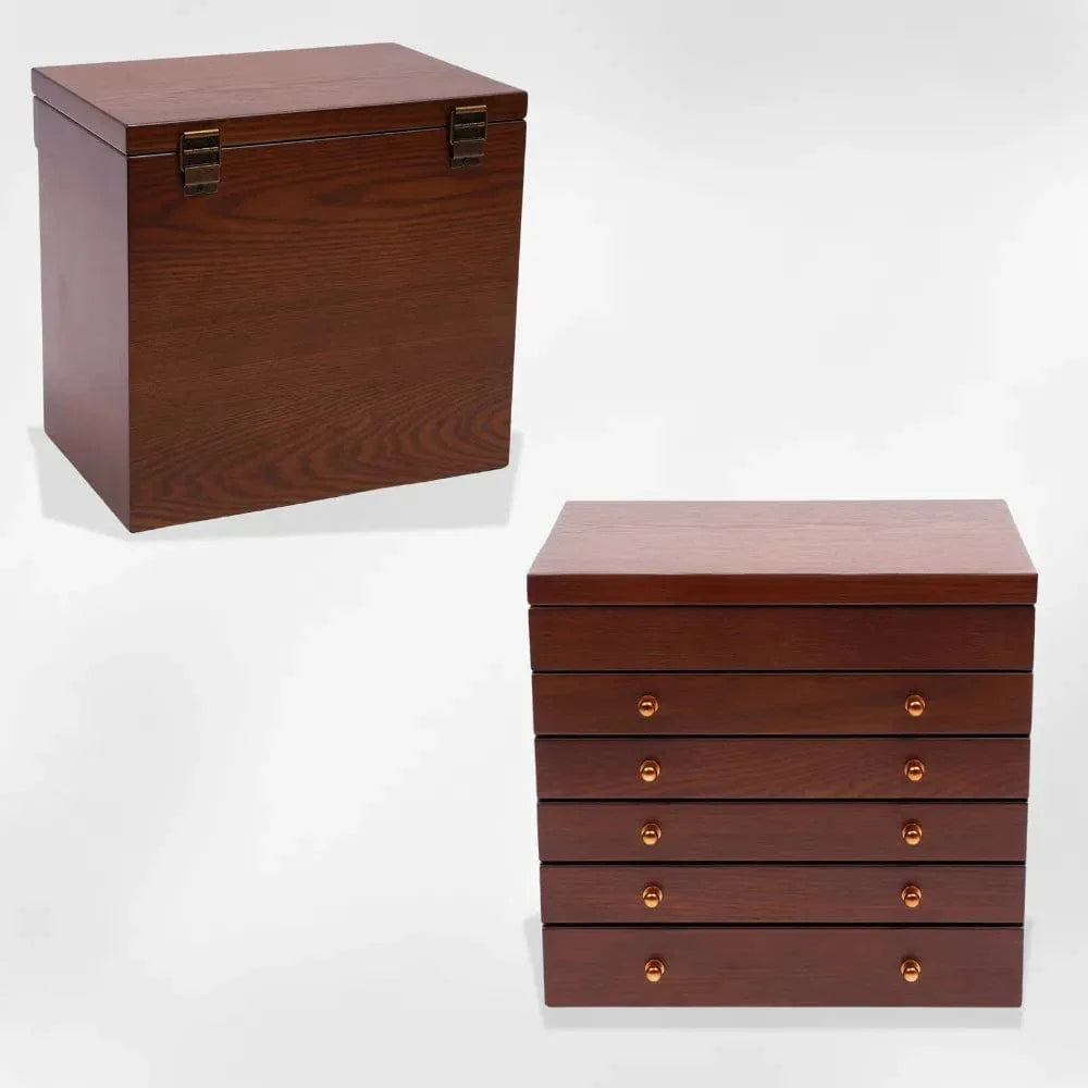 https://cdn.shopify.com/s/files/1/0889/8084/8989/files/royalcoffer-marron-coffret-bijoux-homme-femme-1149813847.webp?v=1742447047