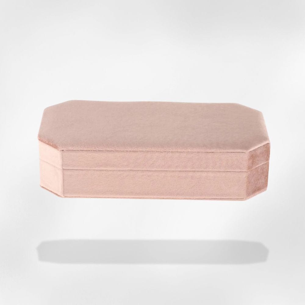 https://cdn.shopify.com/s/files/1/0889/8084/8989/files/royalcoffer-rose-boite-a-bijoux-petite-pour-bagues-58542733394269.jpg?v=1727890035